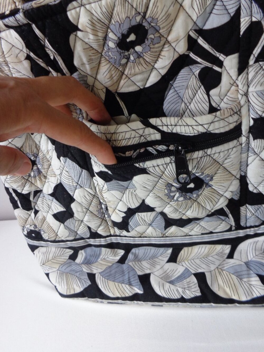 Vera Bradley Black and White Flower Tote Bag “Camellia” Pattern - Picture 4 of 10